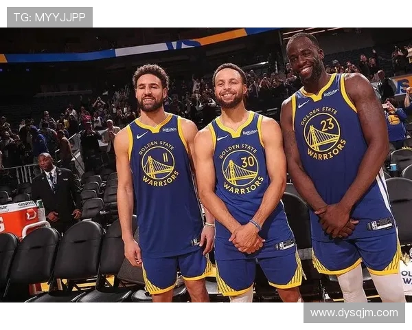 勇士亮眼!NBA30支球队最新完整阵容大图全面发布快来看看你的主队阵容 勇士亮眼!NBA30支球队最新完整阵容大图全面发布快来看看你的主队阵容